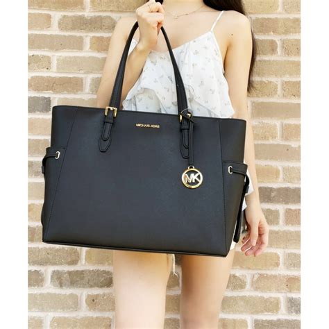 michael kors tote 2 clutch in tote|michael kors tote with zipper.